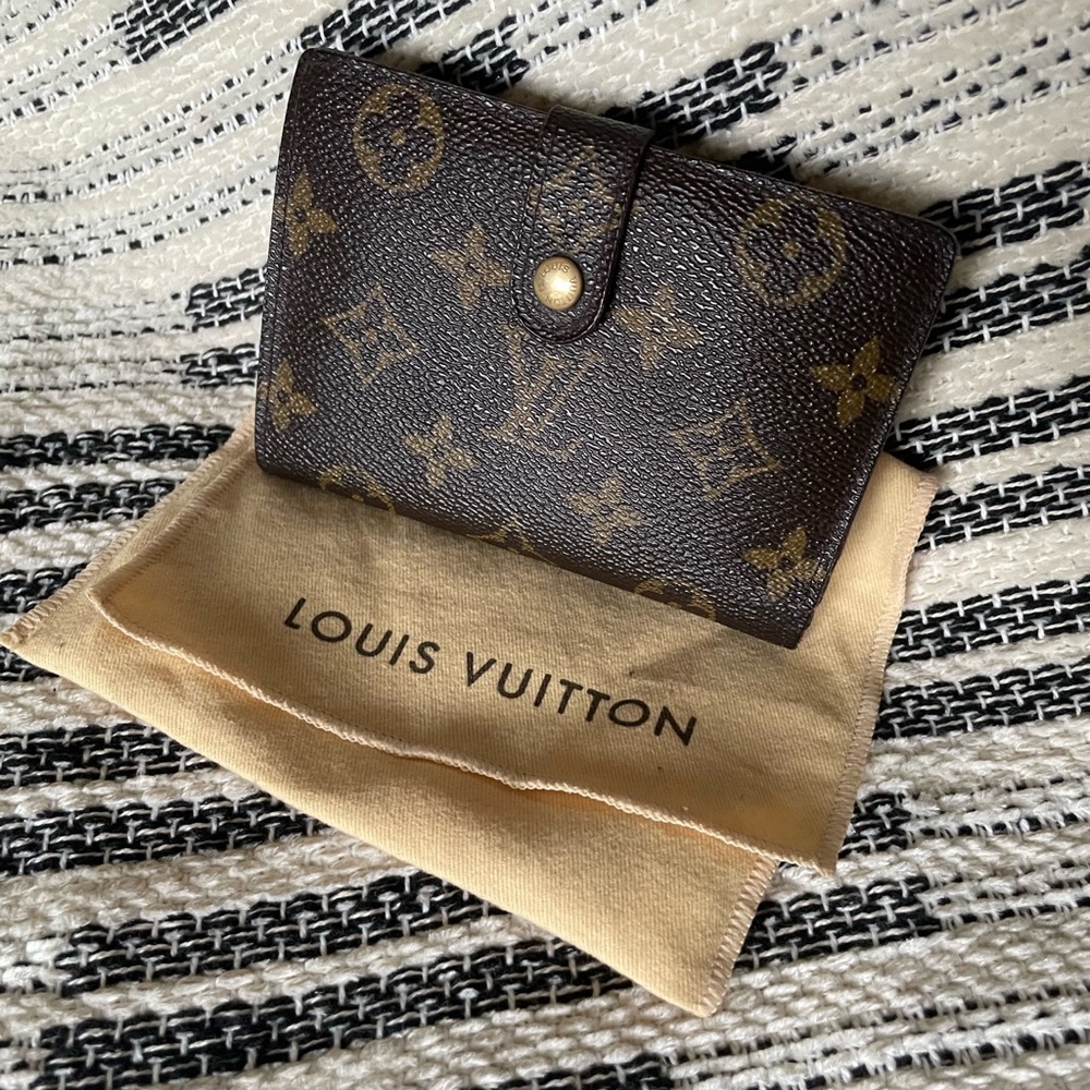 Vintage Louis Vuitton folded snap wallet
